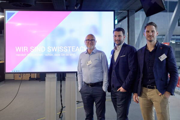 Zoom: 260324190249_srgb_2500px.jpg