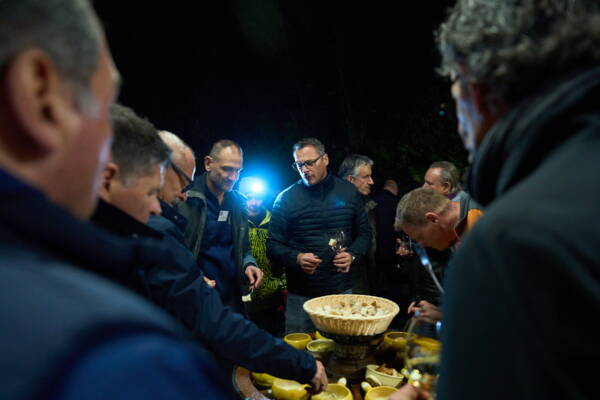 Zoom: 251112200256_srgb_2500px.jpg