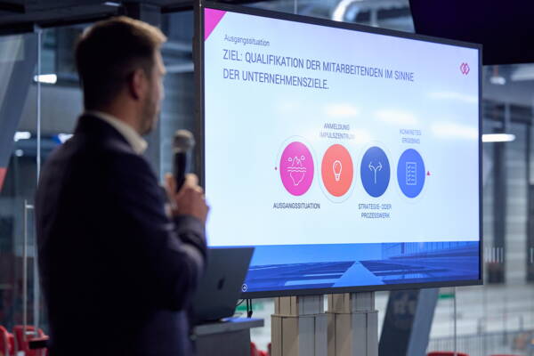 Zoom: 260324184842_srgb_2500px.jpg