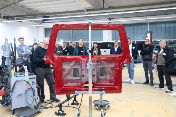 Zoom: 251112183107_srgb_2500px.jpg