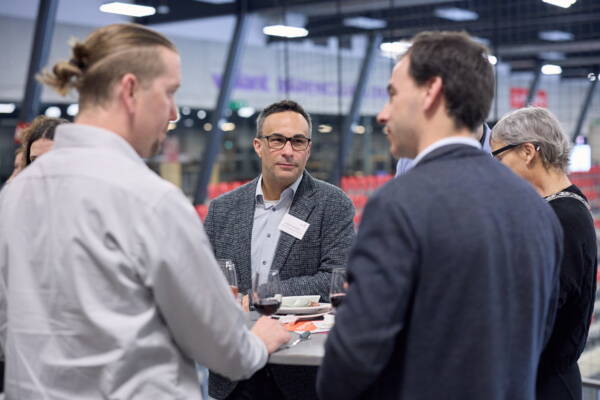 Zoom: 260324193949a_srgb_2500px.jpg